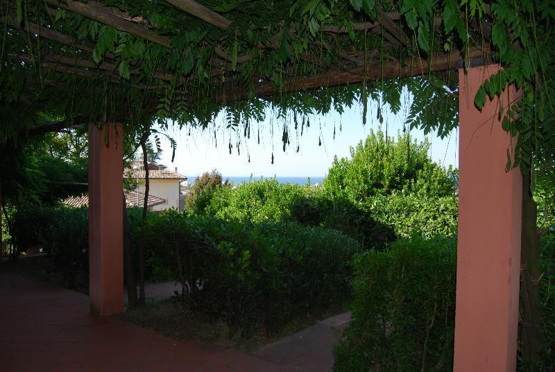 الشقق الفندقية ريتشونيفي  Residenze Al Colle Dei Pini المظهر الخارجي الصورة
